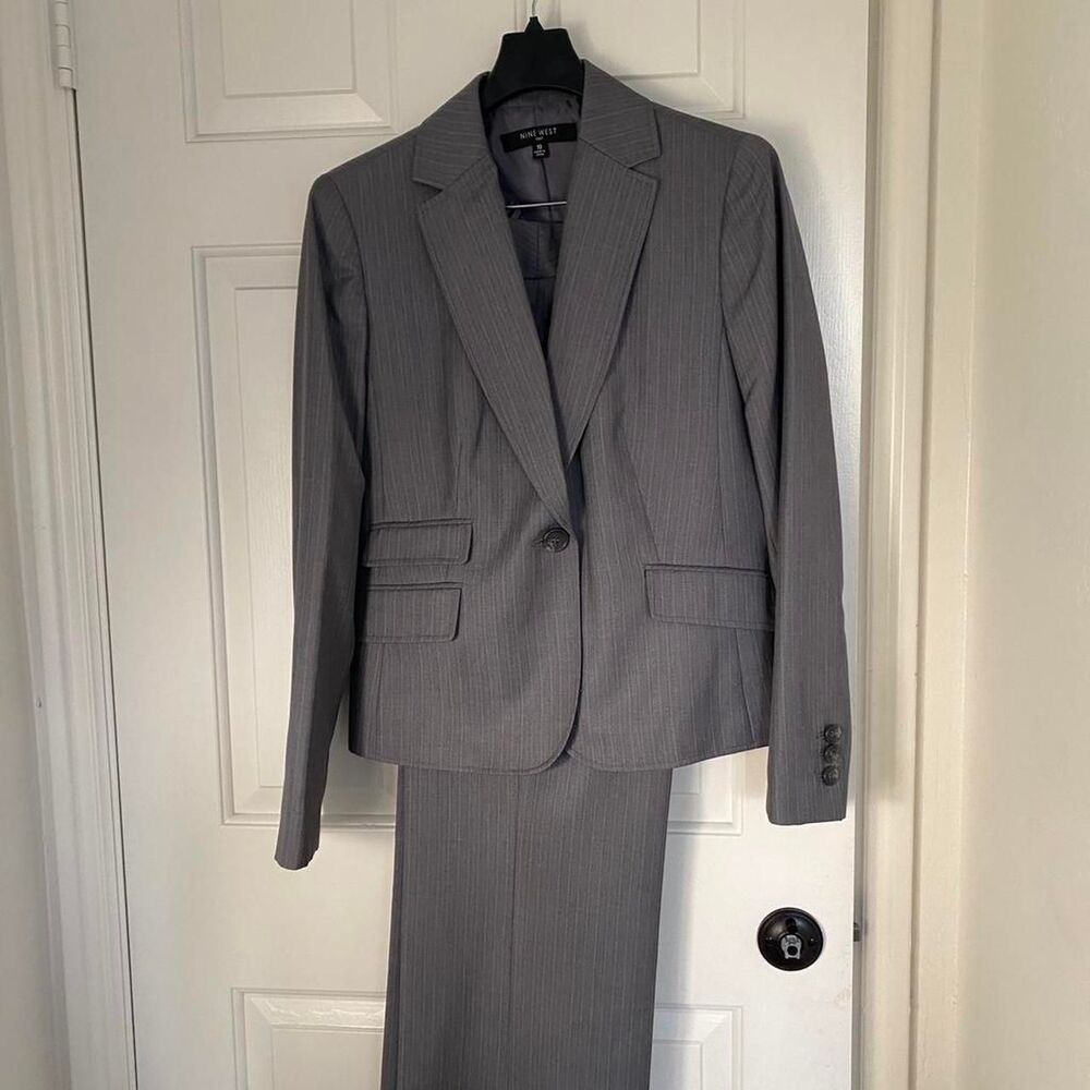 Nine-west Women's Suit